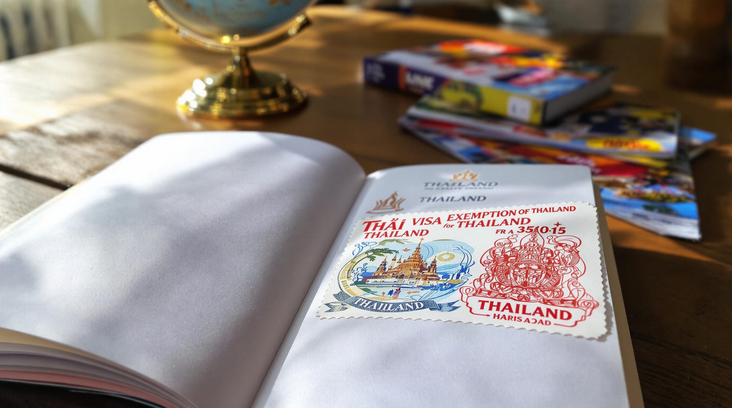 Passeport avec tampon thaïlandais